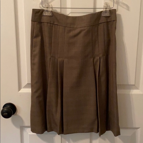 EUC Banana Republic skirt suit - Picture 6 of 8